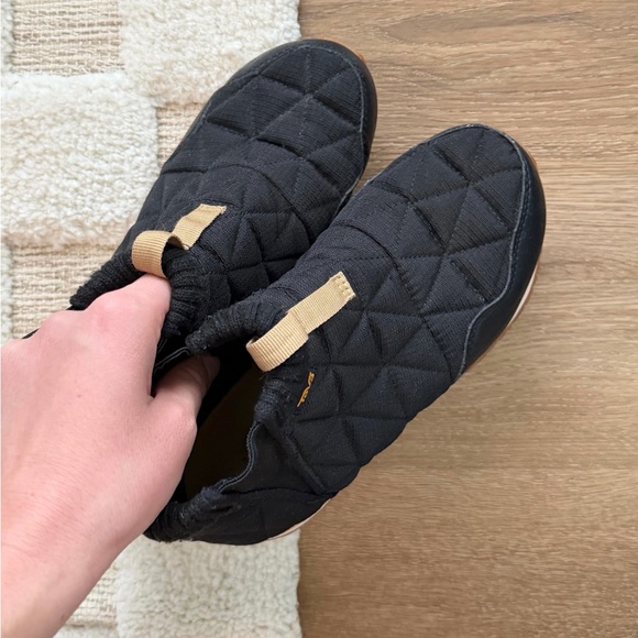 Teva ReEmber Mid Platform Bootie in Black - Picture 3 of 6